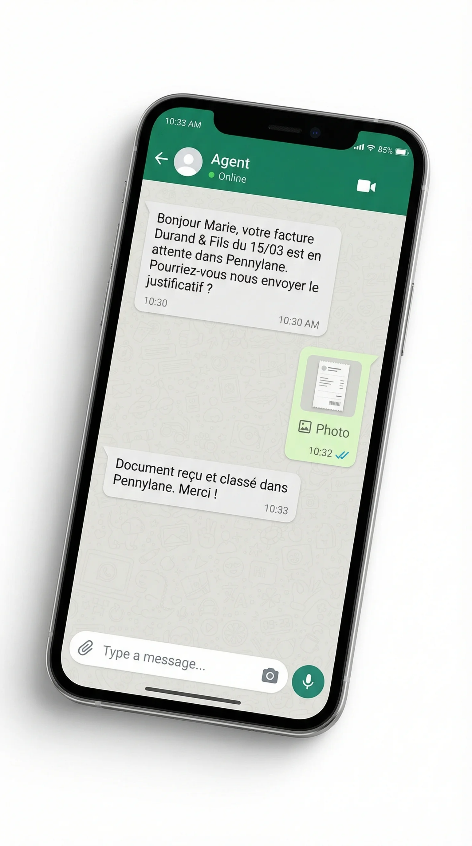Conversation WhatsApp entre l'agent IA et un client : relance, envoi de document, confirmation automatique